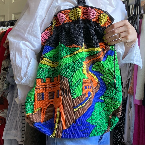✨SOLD✨ vintage great wall of china beaded bag - Picture 2 of 14